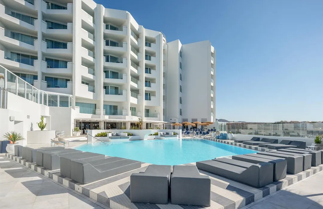 The Salmar - Adults Only-1